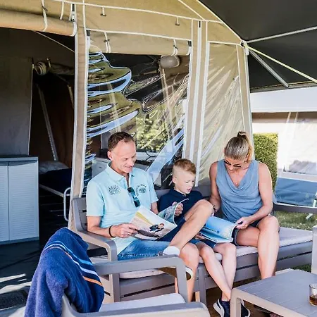 Country Camp Echternacherbrueck Luxe tent *