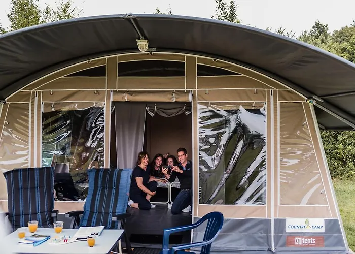 Country Camp Echternacherbrueck Lüks kamp alanı Echternacherbruck