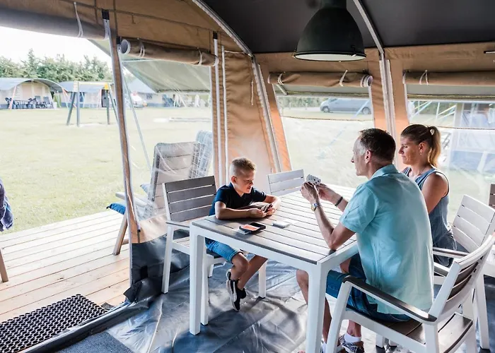 Country Camp Echternacherbrueck Lüks kamp alanı